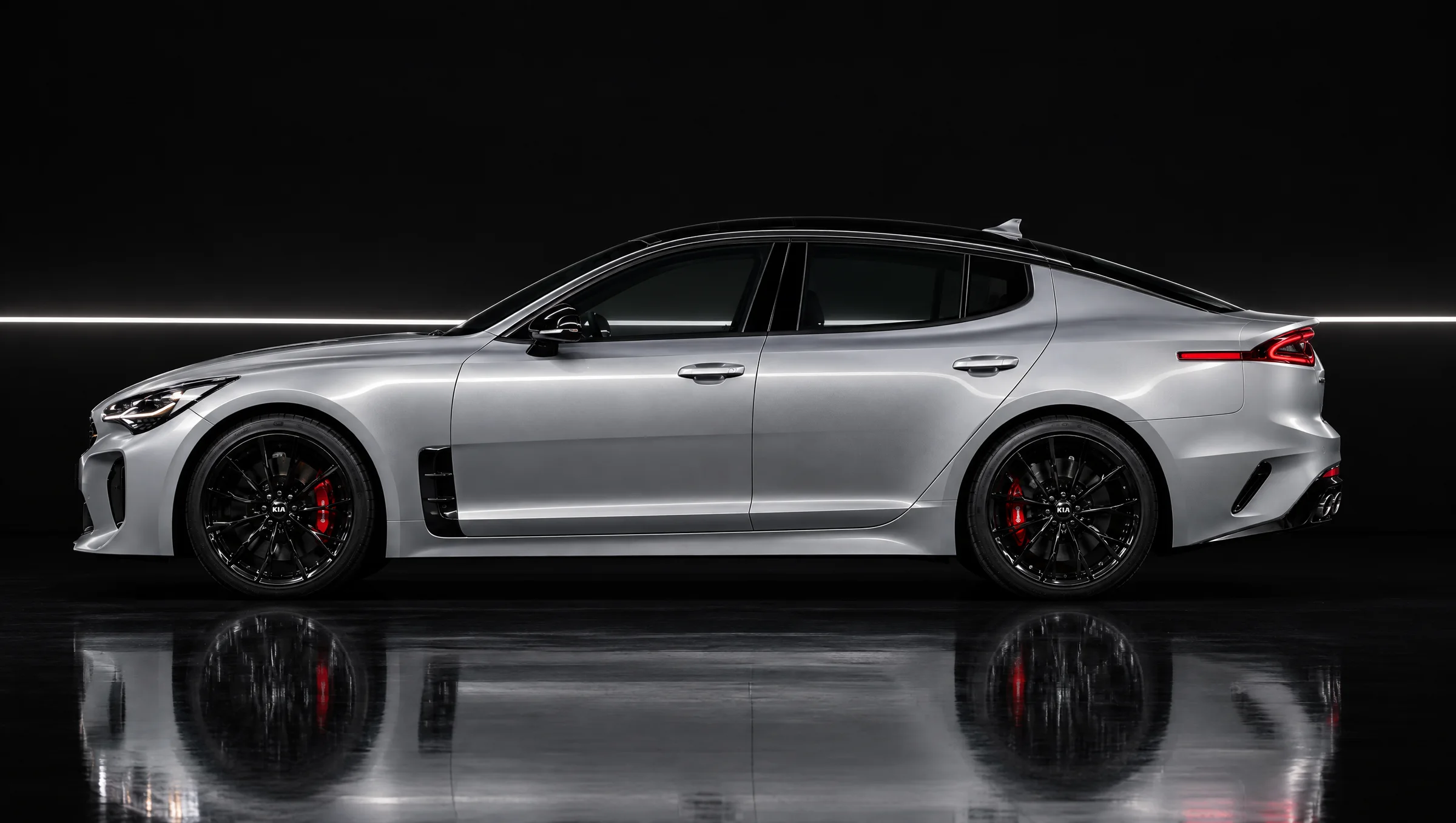 Side profile in Steel Matte Gray